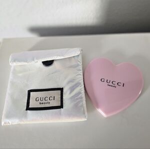 💕​NIB Limited Edition Gucci Beauty Pink Heart Compact Mirror & Pouch